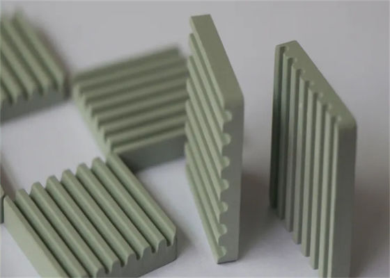 OEM Thủy sứ tản nhiệt Tối dẫn nhiệt Mức độ nhẹ Độ bền cao